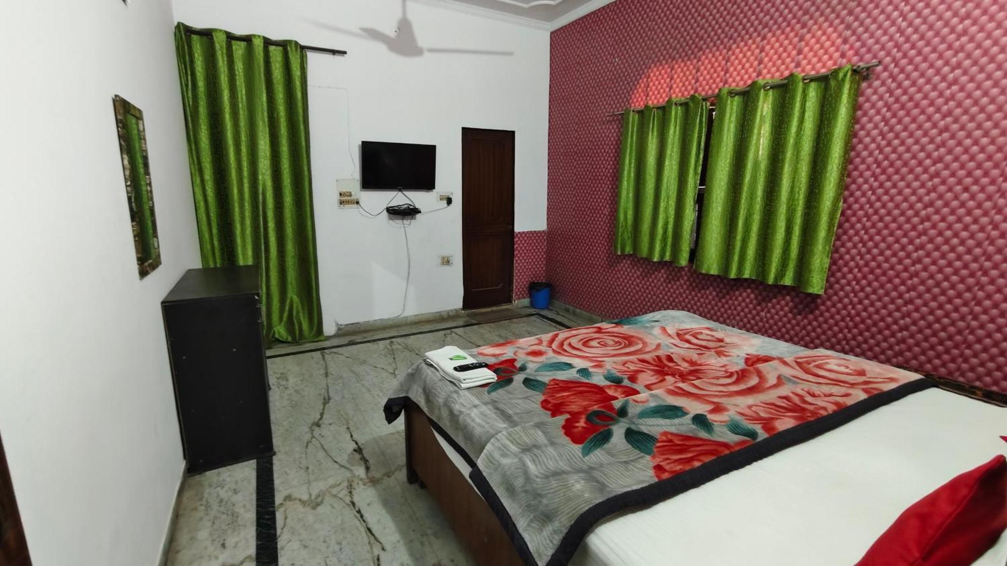 Rajdhani Guest House 法里达巴德 外观 照片